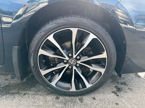 Used 2017 Toyota Corolla SE w/ SE Premium Package image 27