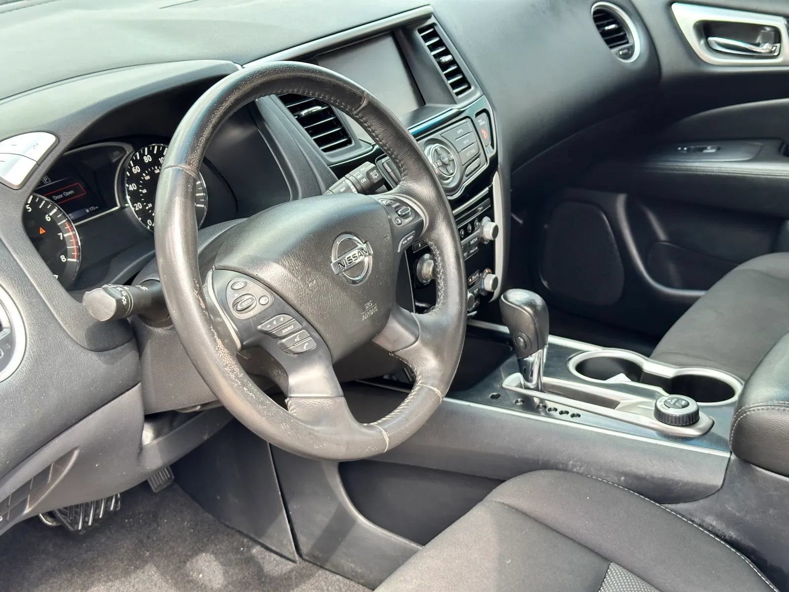 Used 2020 Nissan Pathfinder SV AWD/4WD image 10