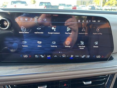 New 2025 Chevrolet Tahoe High Country w/ Sun And Tow Package image 25