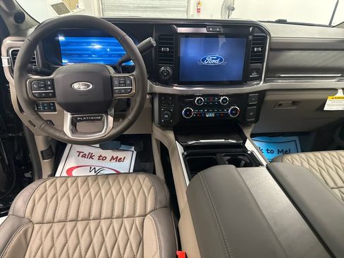 New 2026 Ford F250 Platinum w/ Platinum Plus Package AWD/4WD image 14