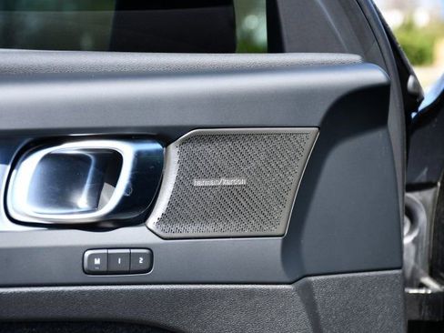 New 2026 Volvo XC40 B5 Ultra w/ Protection Package Premier image 11