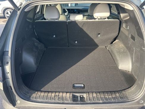 Used 2025 Hyundai Tucson Limited image 31