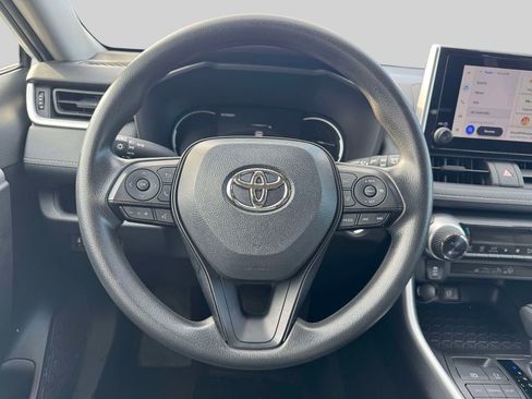 Used 2024 Toyota RAV4 XLE AWD/4WD image 14