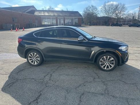 Used 2017 BMW X6 xDrive35i image 3
