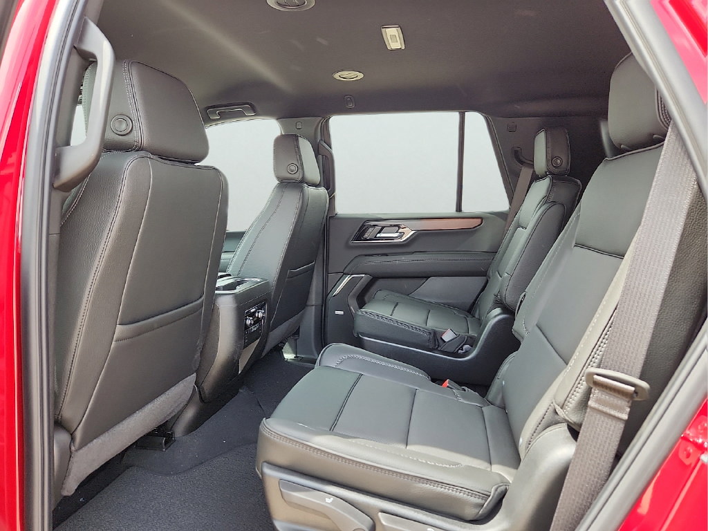 New 2026 GMC Yukon Denali AWD/4WD image 18