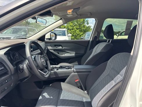 Certified 2023 Nissan Rogue SV AWD/4WD image 19