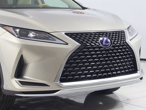 Used 2020 Lexus RX 450hL AWD w/ Premium Package image 42