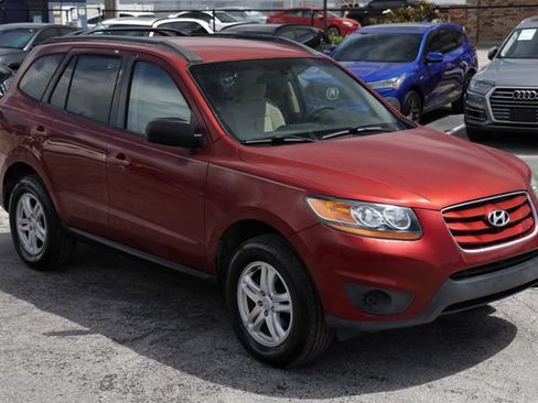 Used 2010 Hyundai Santa Fe GLS FWD image 18