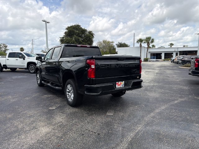 New 2026 Chevrolet Silverado 1500 RST w/ LPO, Dark Essentials Package RWD image 9