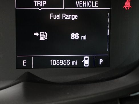 Used 2019 Chevrolet Trax LT w/ LT Convenience Package image 7