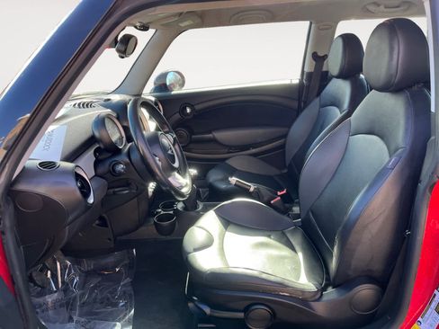 Used 2009 MINI Cooper Hardtop image 9