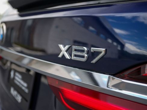 Used 2021 BMW ALPINA XB7 AWD/4WD image 22