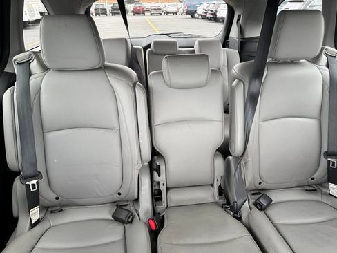 Used 2024 Honda Odyssey Touring image 16