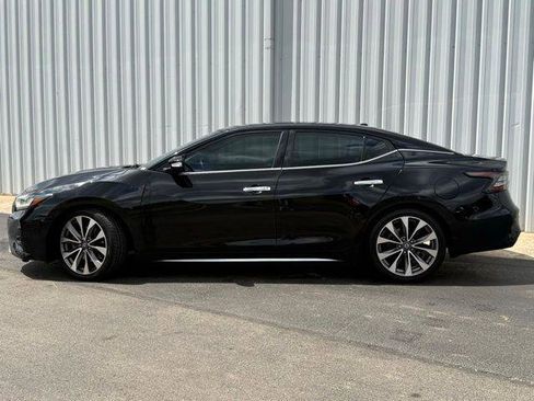 Used 2019 Nissan Maxima Platinum w/ Sport Mat Group FWD image 2