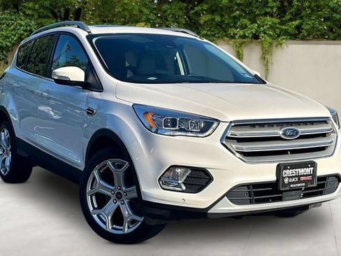 Used 2019 Ford Escape Titanium AWD/4WD image 3