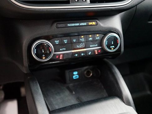 Used 2022 Ford Escape SEL w/ Technology Package image 33