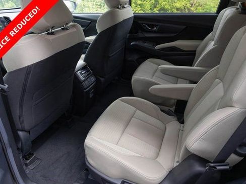 Used 2024 Subaru Ascent Premium w/ Convenience Package AWD/4WD image 17