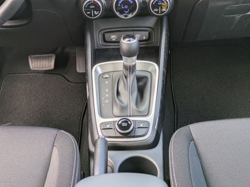 New 2026 Hyundai Venue SEL image 19