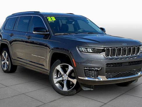 Certified 2023 Jeep Grand Cherokee L Limited w/ Luxury Tech Group II image 3
