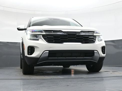 Used 2024 Kia Seltos SX image 41