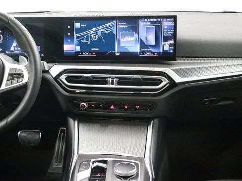 Used 2023 BMW 330i Sedan w/ M Sport Package RWD image 13
