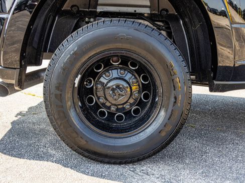 New 2026 RAM 3500 Limited AWD/4WD image 46