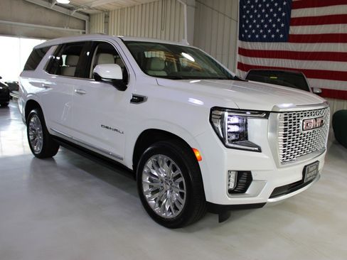 Used 2023 GMC Yukon Denali image 48