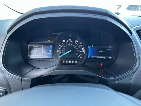 Used 2022 Ford Edge SEL image 23