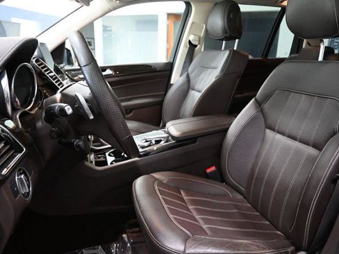 Used 2019 Mercedes-Benz GLS 450 4MATIC w/ Premium 1 Package image 12