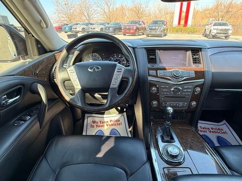 Used 2017 INFINITI QX80 4WD w/ Driver Assistance Package image 27