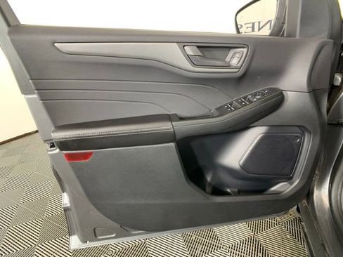 Used 2025 Ford Escape Active w/ Tech Pack #1 image 32