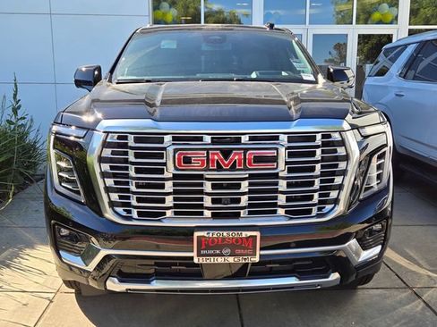 New 2026 GMC Yukon Denali AWD/4WD image 2