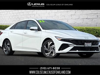 Used 2025 Hyundai Elantra Limited