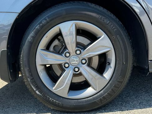 Used 2023 Honda Odyssey EX image 11