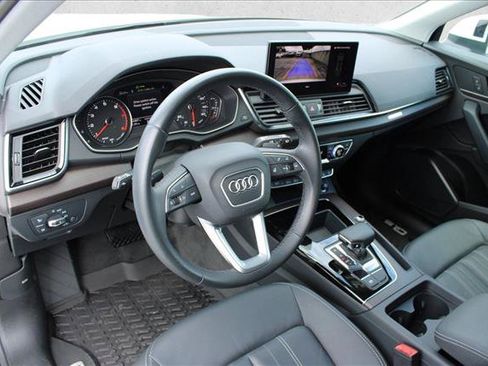 Used 2023 Audi Q5 2.0T Premium w/ Convenience Package AWD/4WD image 17