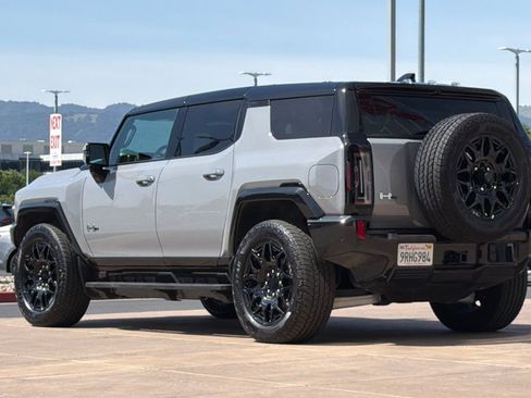 Used 2025 GMC Hummer EV 2X AWD/4WD image 6