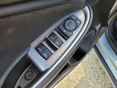 Used 2025 Chevrolet Malibu LT FWD image 18