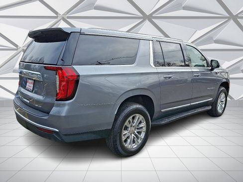 Used 2021 GMC Yukon XL SLT w/ SLT Luxury Plus Package image 11