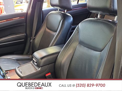 Used 2014 Chrysler 300 RWD image 11