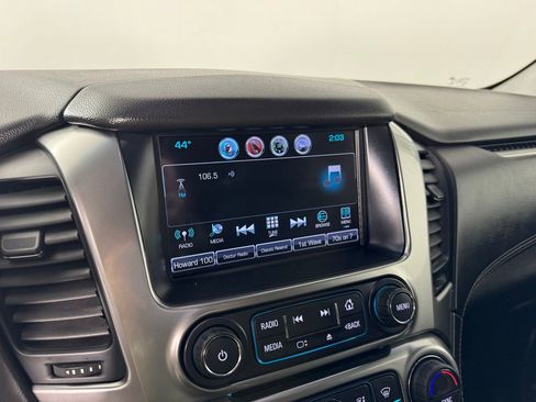 Used 2017 Chevrolet Suburban LT image 20