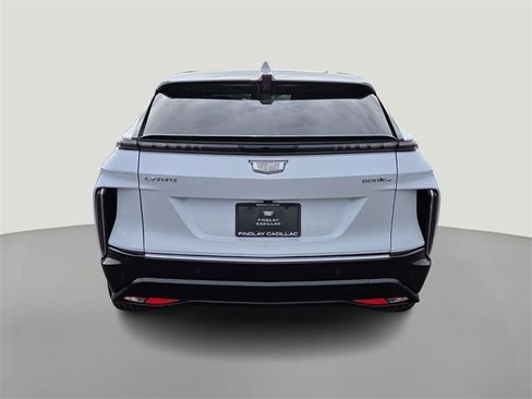 New 2026 Cadillac Lyriq Luxury image 3