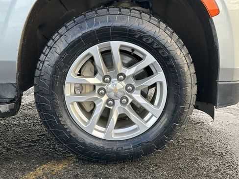 Used 2024 Chevrolet Tahoe LT image 9