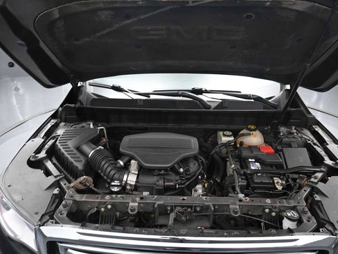 Used 2017 GMC Acadia SLE AWD/4WD image 37