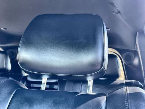 Used 2018 Jeep Grand Cherokee Altitude image 25