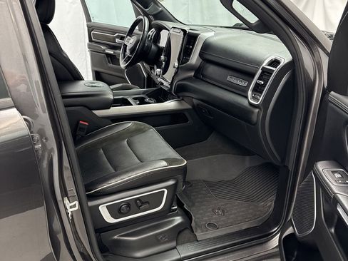 Used 2023 RAM 1500 Laramie AWD/4WD image 33
