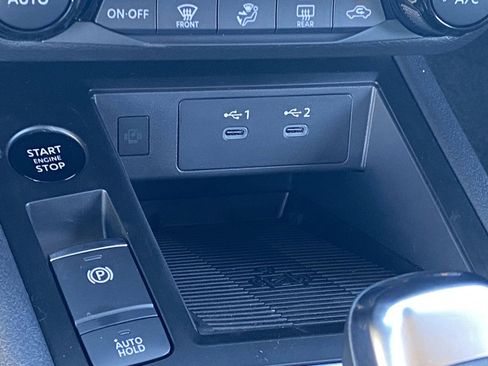 New 2026 Nissan Kicks SV image 29