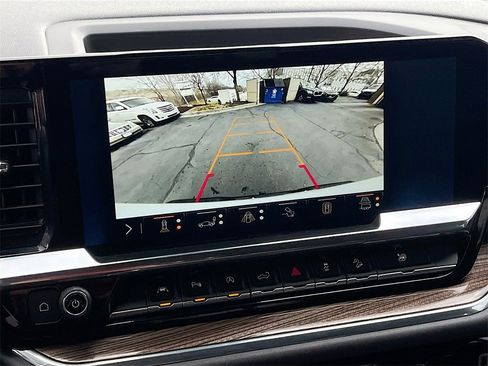 Used 2024 Chevrolet Silverado 1500 LT Trail Boss w/ Convenience Package II image 14