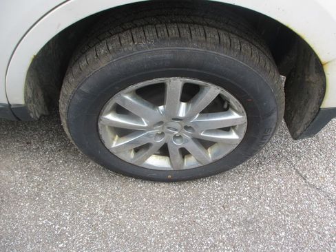 Used 2011 Ford Edge SEL w/ 201A Rapid Spec Order Code FWD image 4