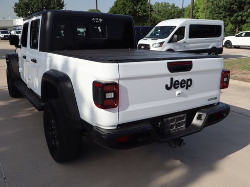 Used 2020 Jeep Gladiator Sport w/ Quick Order Package 24S AWD/4WD image 27