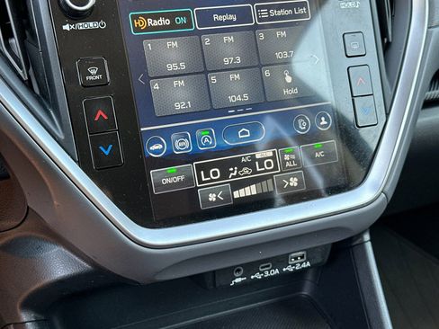 Used 2024 Subaru Crosstrek 2.0i Premium image 18